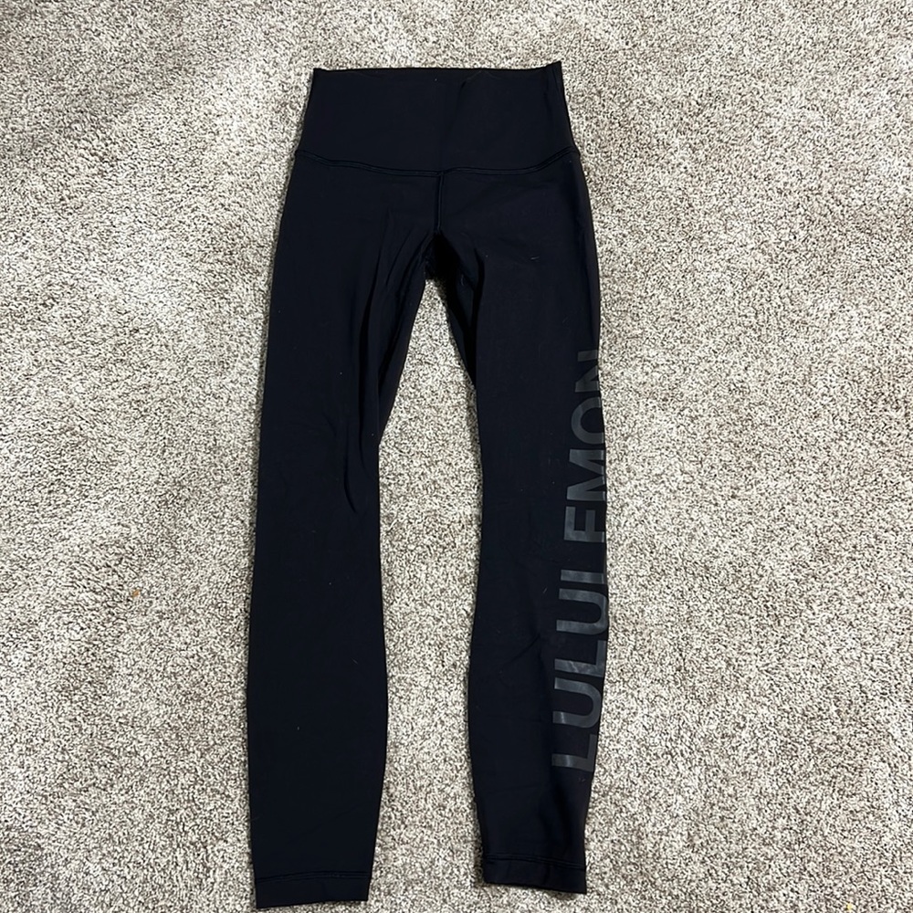 Lululemon wunder under legging size 4